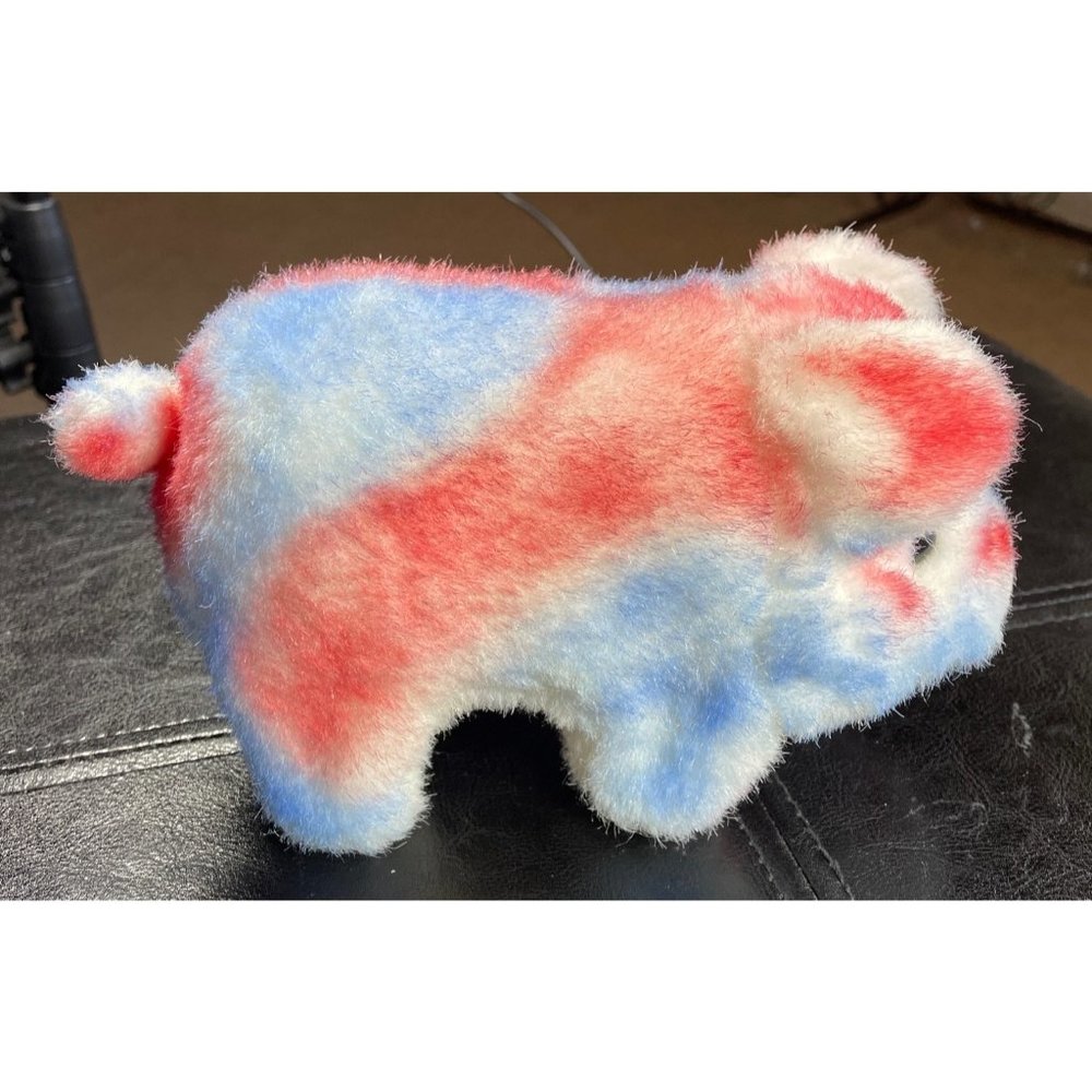 Walking Patriotic Piggy Squeaks American Flag red blue animated oinks